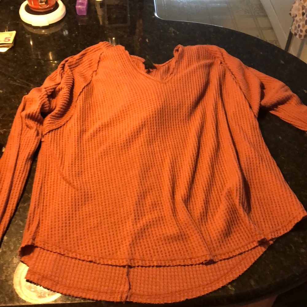 Long sleeve t shirt